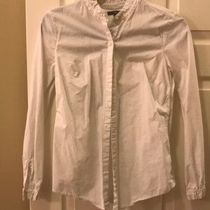 Botton down shirt